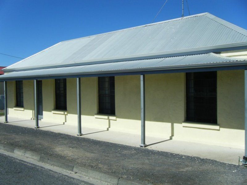21 Meylin Street PORT MACDONNELL SA, Port Macdonnell - Thumbnail 2