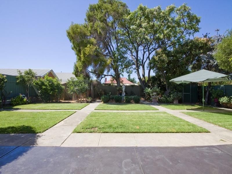 8 Albion Avenue Glandore 5037