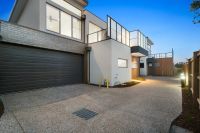 2/14 Newington Parade, Chelsea VIC