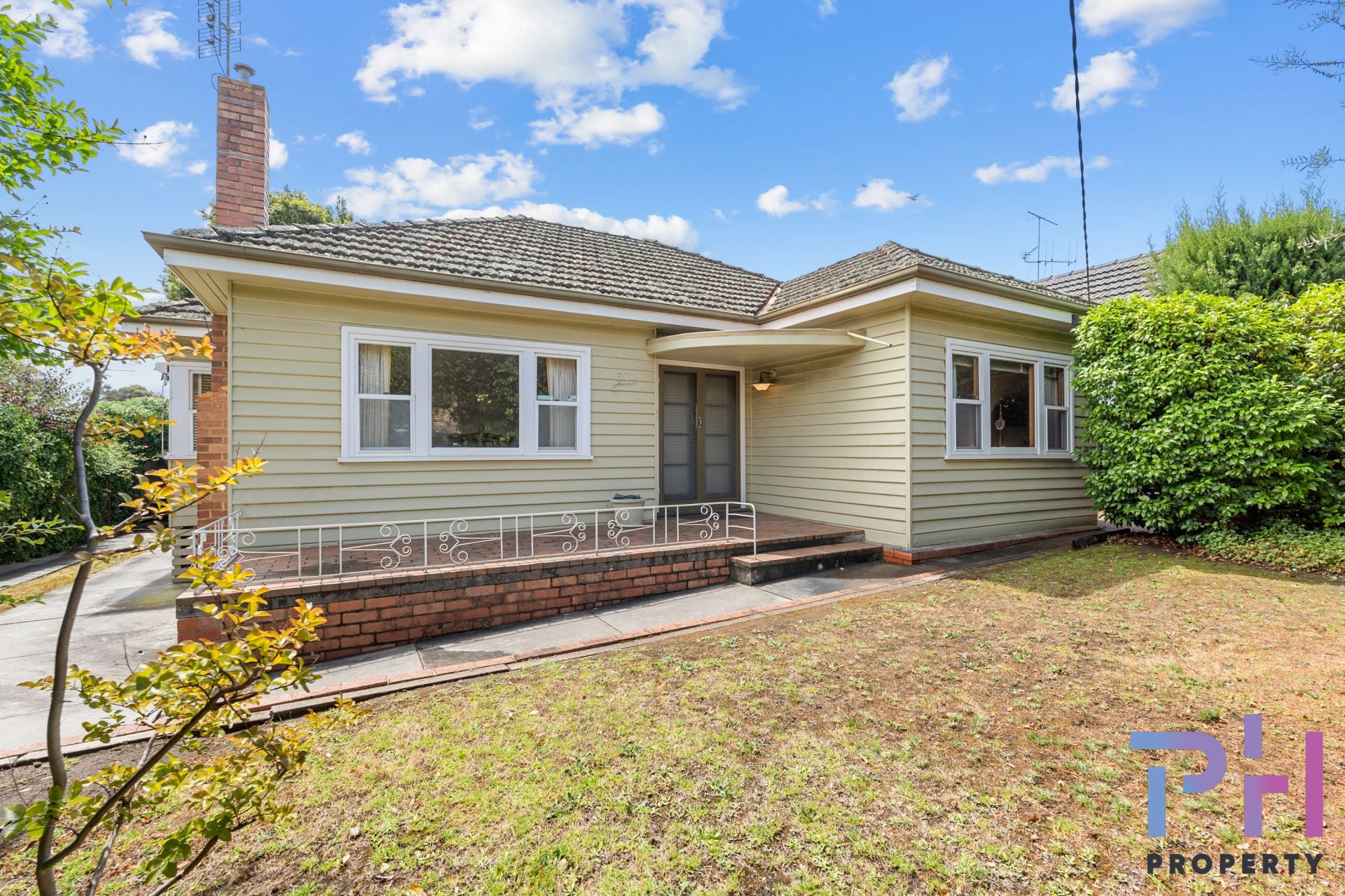 21 Mahon Avenue KENNINGTON VIC, Kennington - Image 1