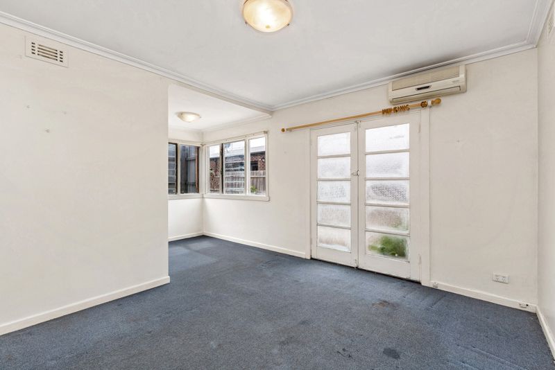 10 Hampton Parade, West Footscray - Thumbnail 4