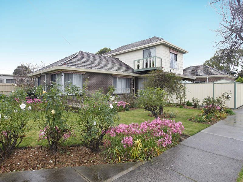 38 Chifley Avenue, Altona - Thumbnail 3