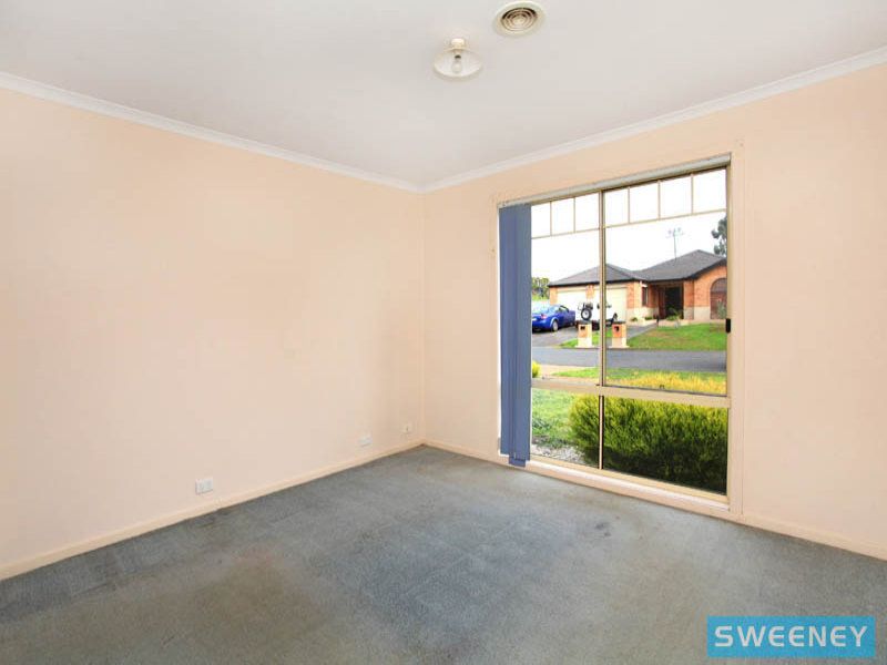 3 Isabel Close, Caroline Springs - Thumbnail 5