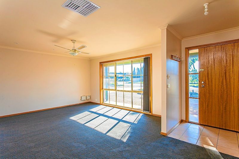 8 Connor Street, Bacchus Marsh - Thumbnail 3
