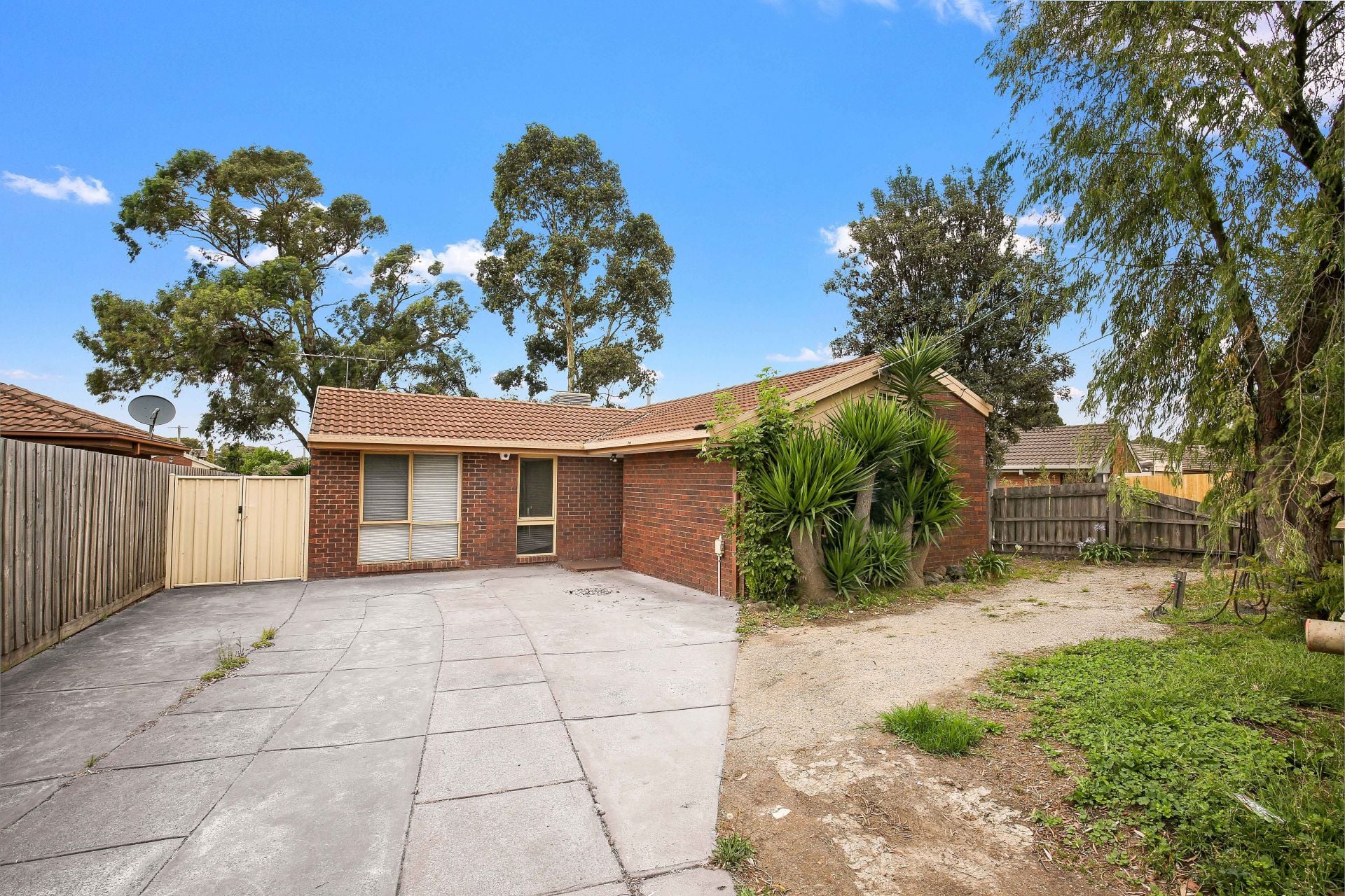 Spacious 4 bedroom Home!