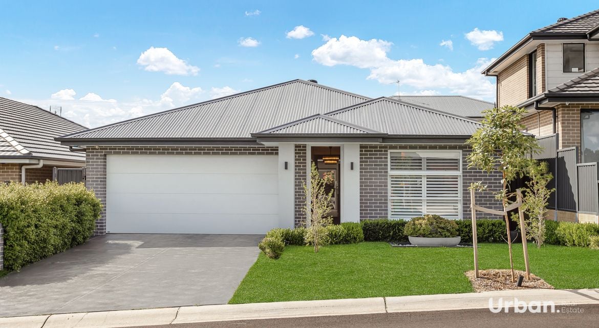 Colebee 65 Sandalwood Crescent