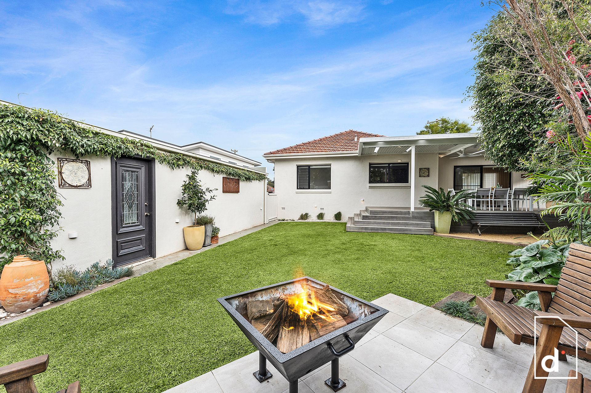 81 Hopewood Crescent, Fairy Meadow NSW