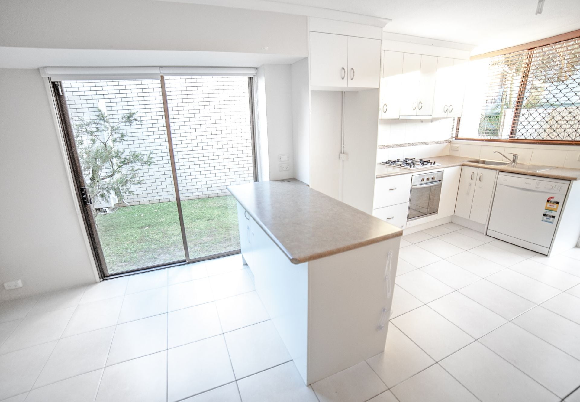 1/86 Broadwater Avenue Maroochydore QLD, Maroochydore - Thumbnail 4