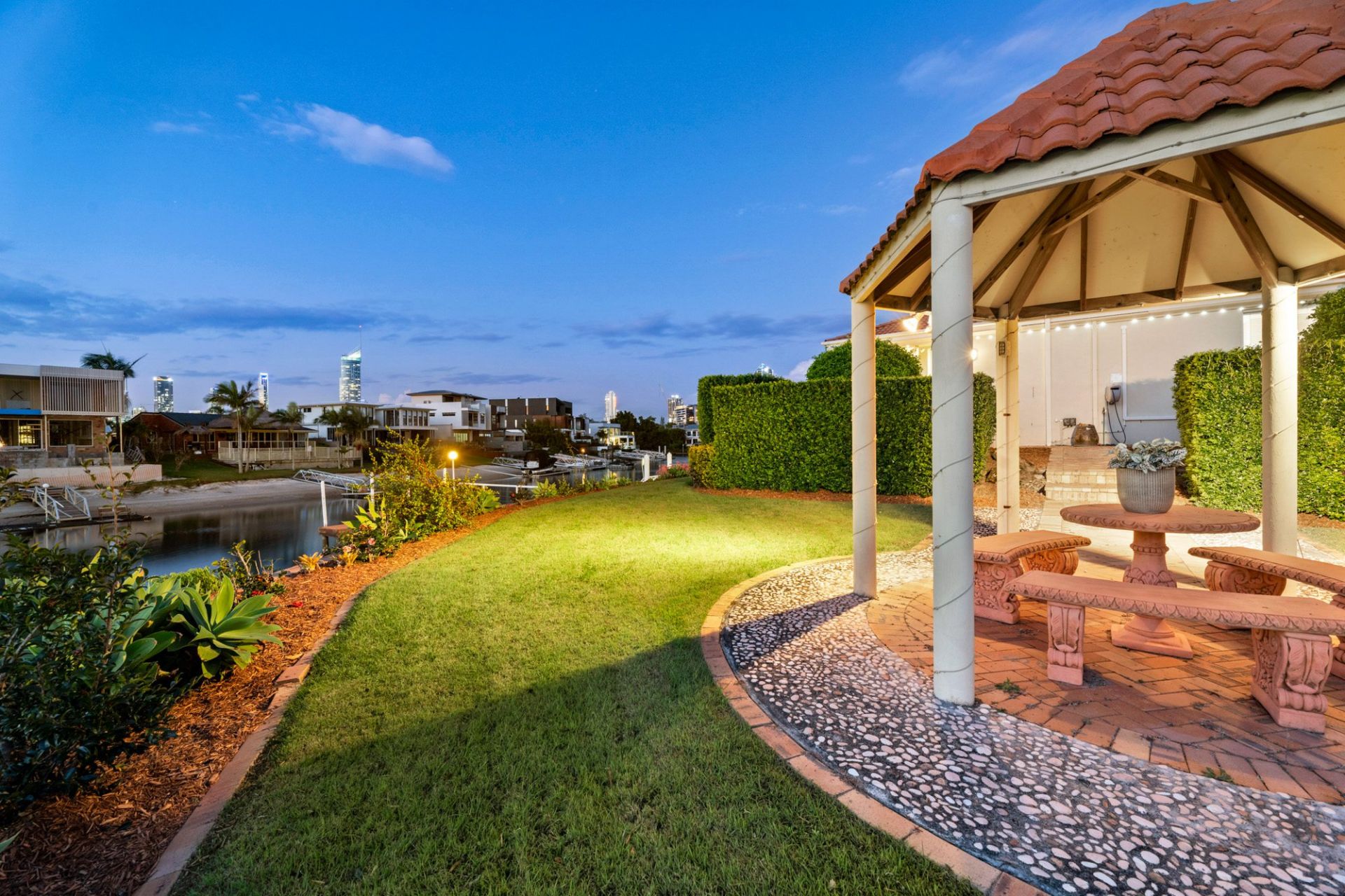 $ 4,500,000, Broadbeach Waters - Thumbnail 4
