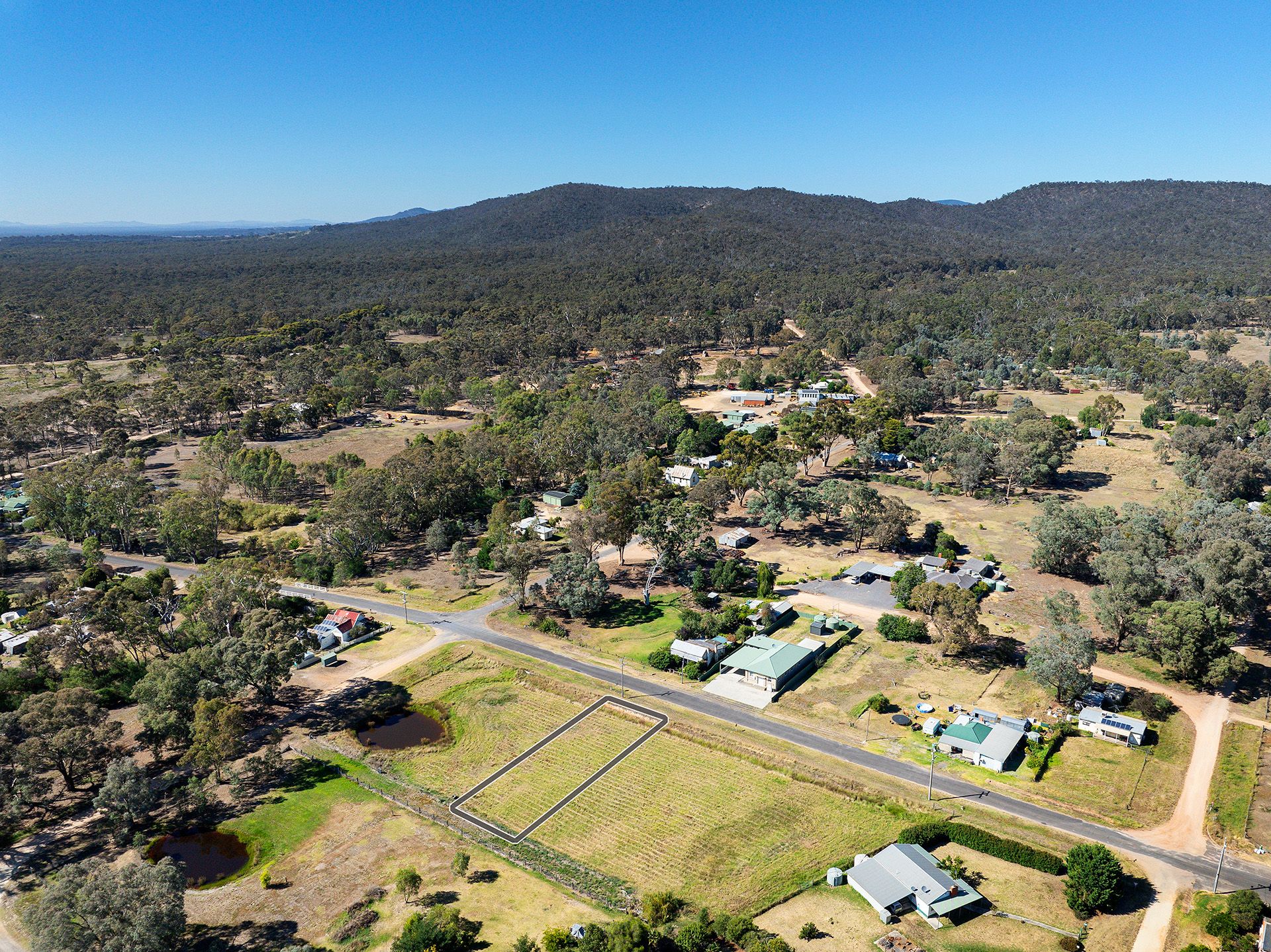 9 Perry Road Redbank, Redbank - Thumbnail 4