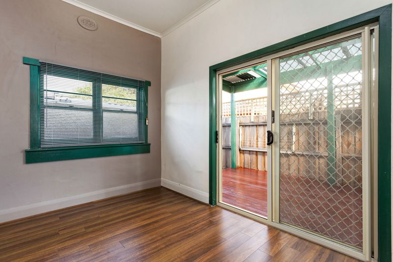 22 Dudley Street, Footscray - Thumbnail 7