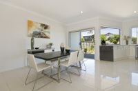 4/99 Adelaide Street, Carina, Carina - Image 1