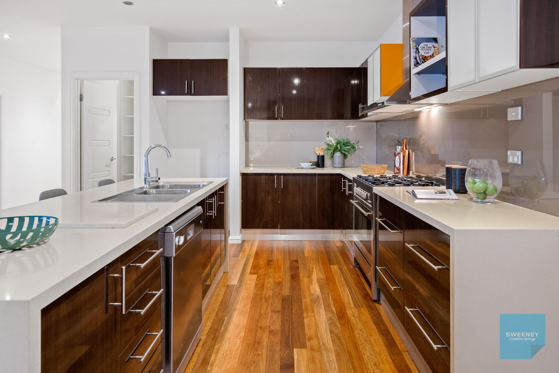 27 Kororoit Approach, Caroline Springs - Thumbnail 8