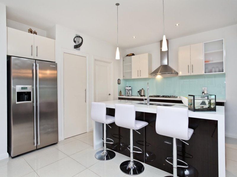 29 Viewbank Walk, Caroline Springs - Thumbnail 4