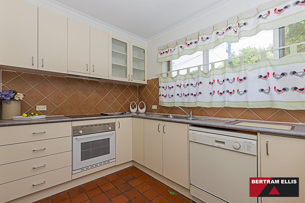 28 Nemarang Crescent, Waramanga - Thumbnail 8