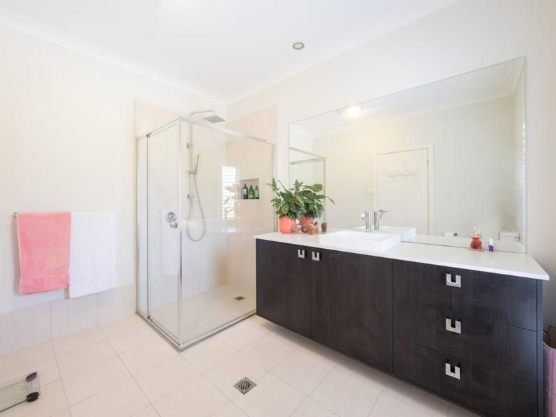 Colebee 31 Oakhill Crescent