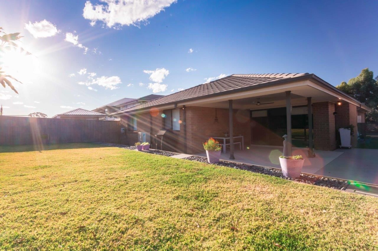 Colebee 27 Kirkwood Crescent