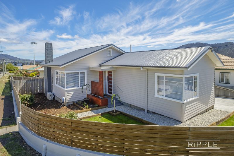 Real Estate For Sale 13 Allardyce Avenue Goodwood , TAS