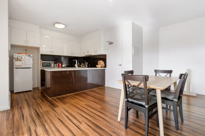 6/129 Melville Road, Brunswick