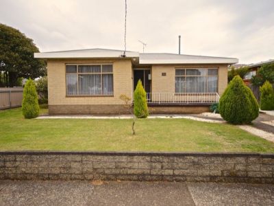 3
 
 
 
  
 
 
 1
 
 
 
  
 
 
 2
 
 
 
 
 
 
 
 71 Nixon Street, DEVONPORT TAS 7310, Devonport - Thumbnail 2
