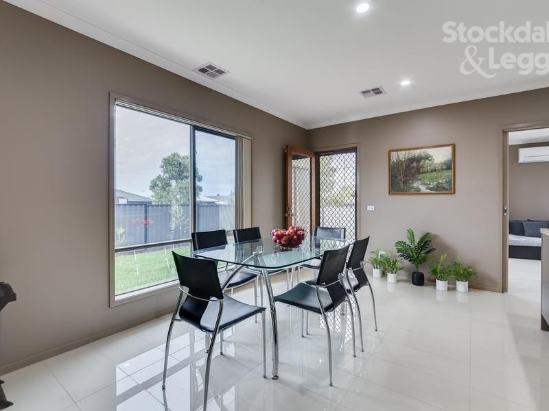 65 Langdon Drive MERNDA, Mernda - Thumbnail 7