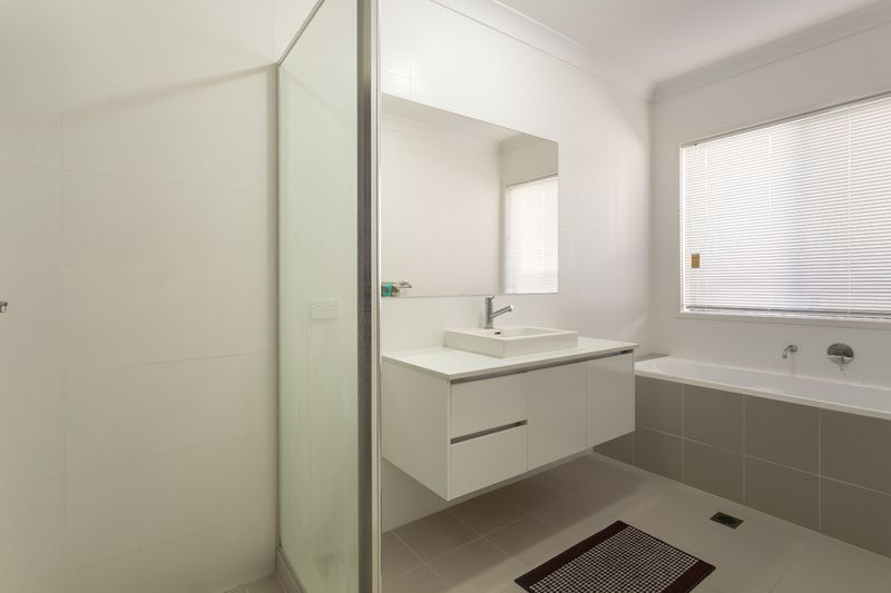 Gledswood Hills 13 Monash Avenue