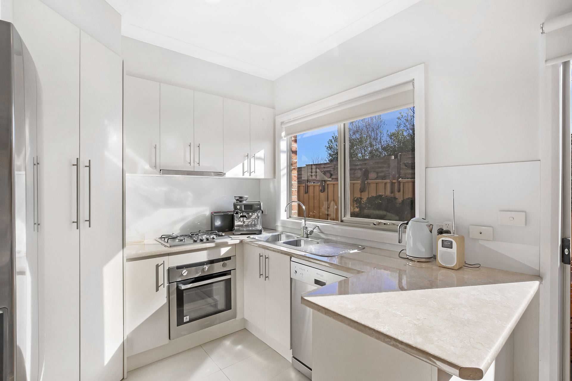 Perfectly Situated Unit in Thornbury