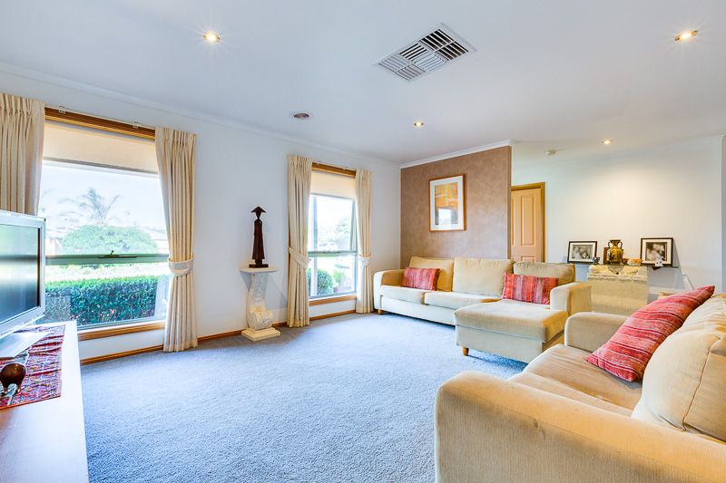 8 Hamilton Court, Bacchus Marsh - Thumbnail 5