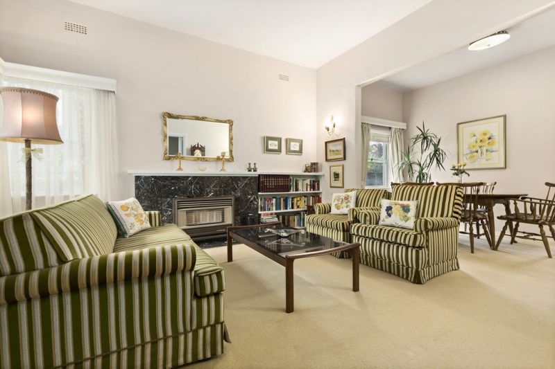 41 Sunburst Avenue, Balwyn North - Thumbnail 3