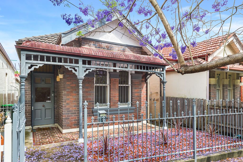 Sold - Classic Character in the Heart of Stanmore
