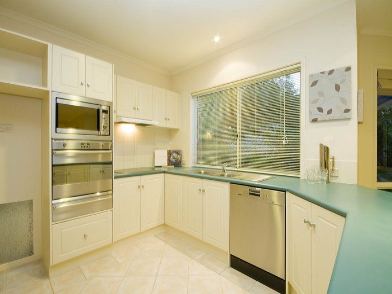 21 CORELLA AVENUE Chandlers Hill 5159