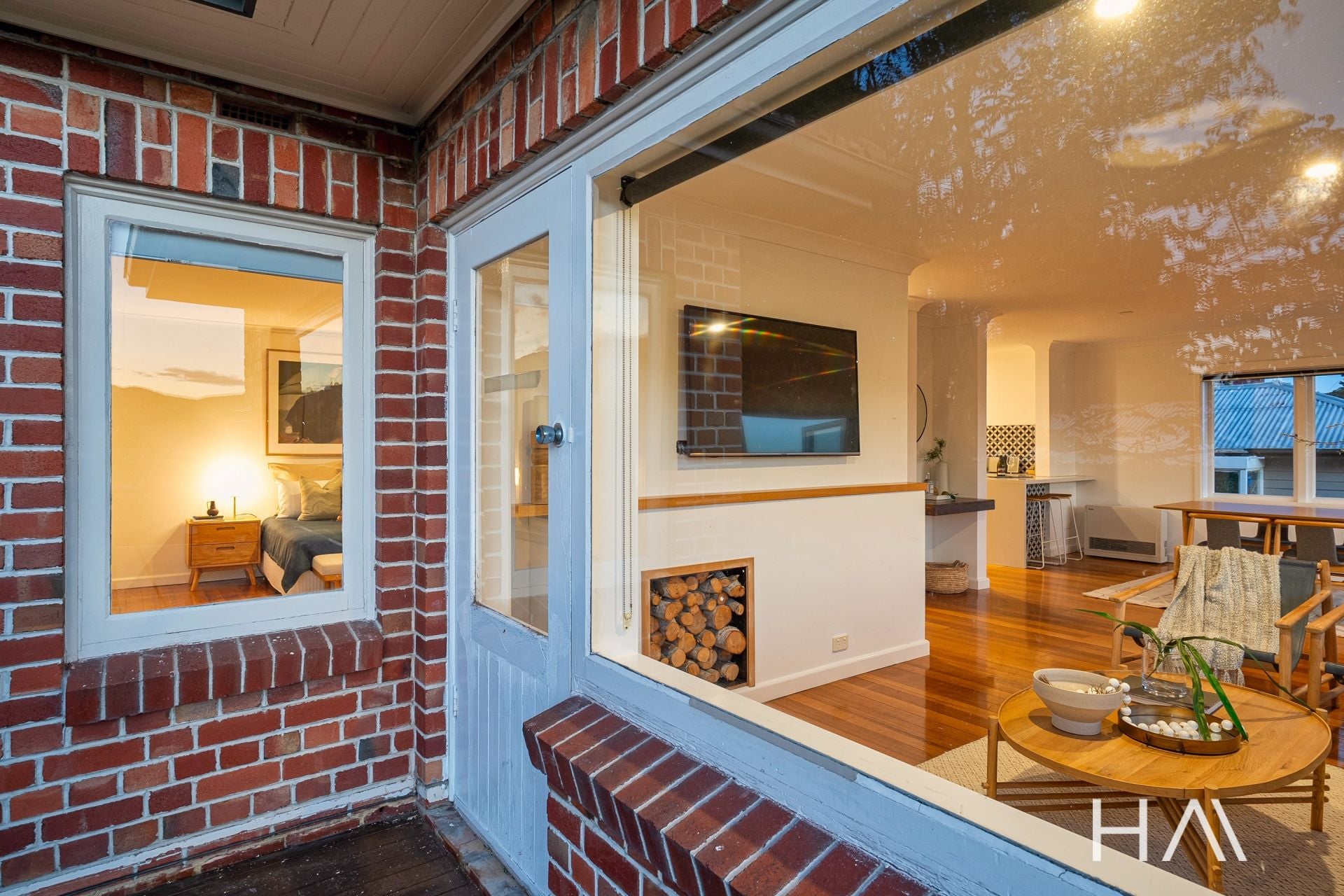 10 Allambee Crescent Glebe, Glebe - Thumbnail 4
