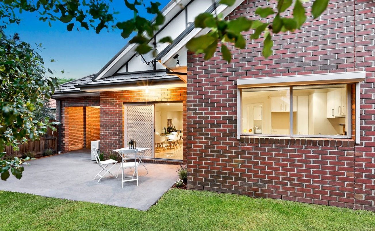 Wonderfully Appealing Tudor Style Home In a Great Location!!