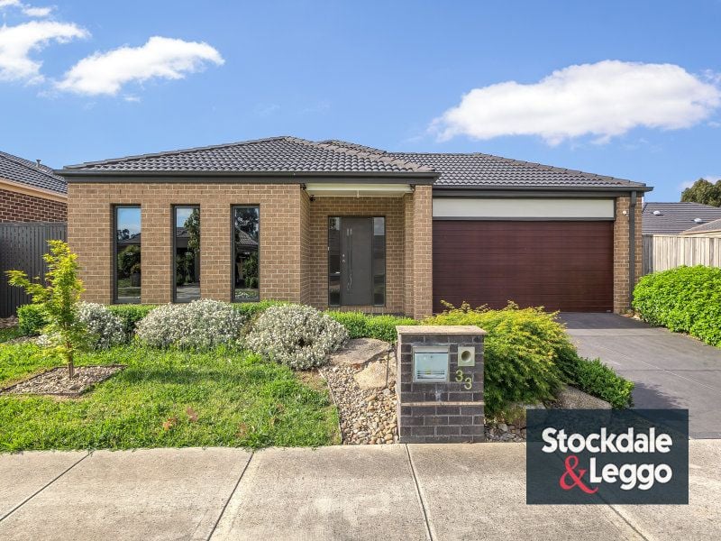 33 Tarwin Drive MERNDA, Mernda - Thumbnail 3