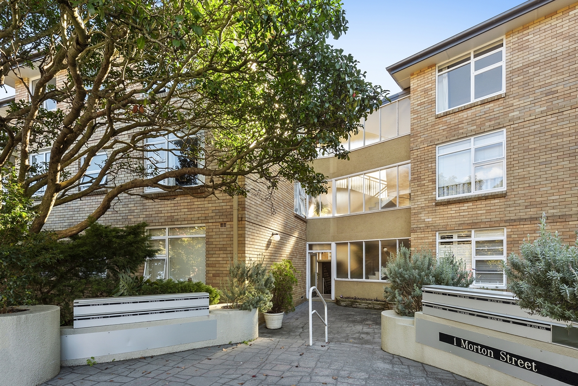 real-estate-for-lease-7-1-morton-street-wollstonecraft-nsw