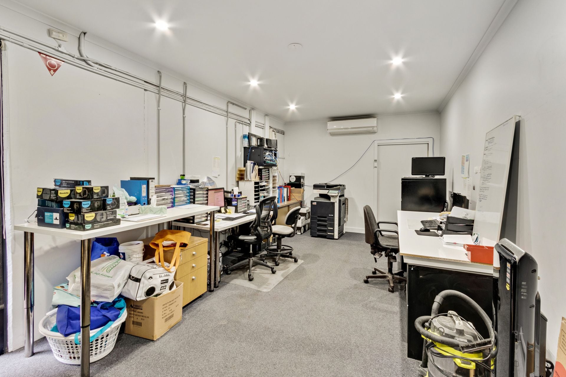 EXCELLENT WAREHOUSE FACILITY