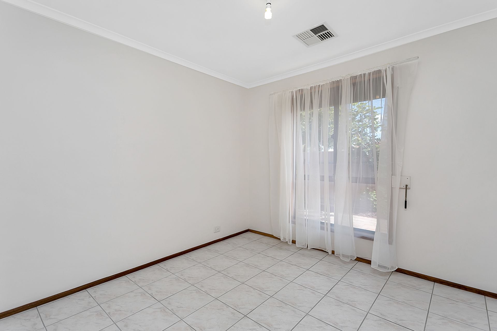 1/14 Kingborn Avenue, Seaton - Thumbnail 8