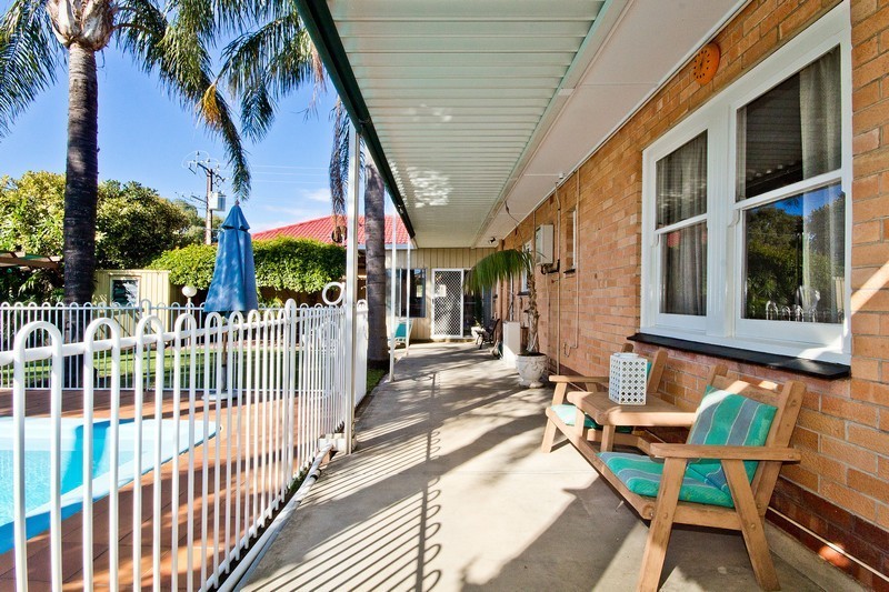 2 Nickels Avenue Park Holme 5043
