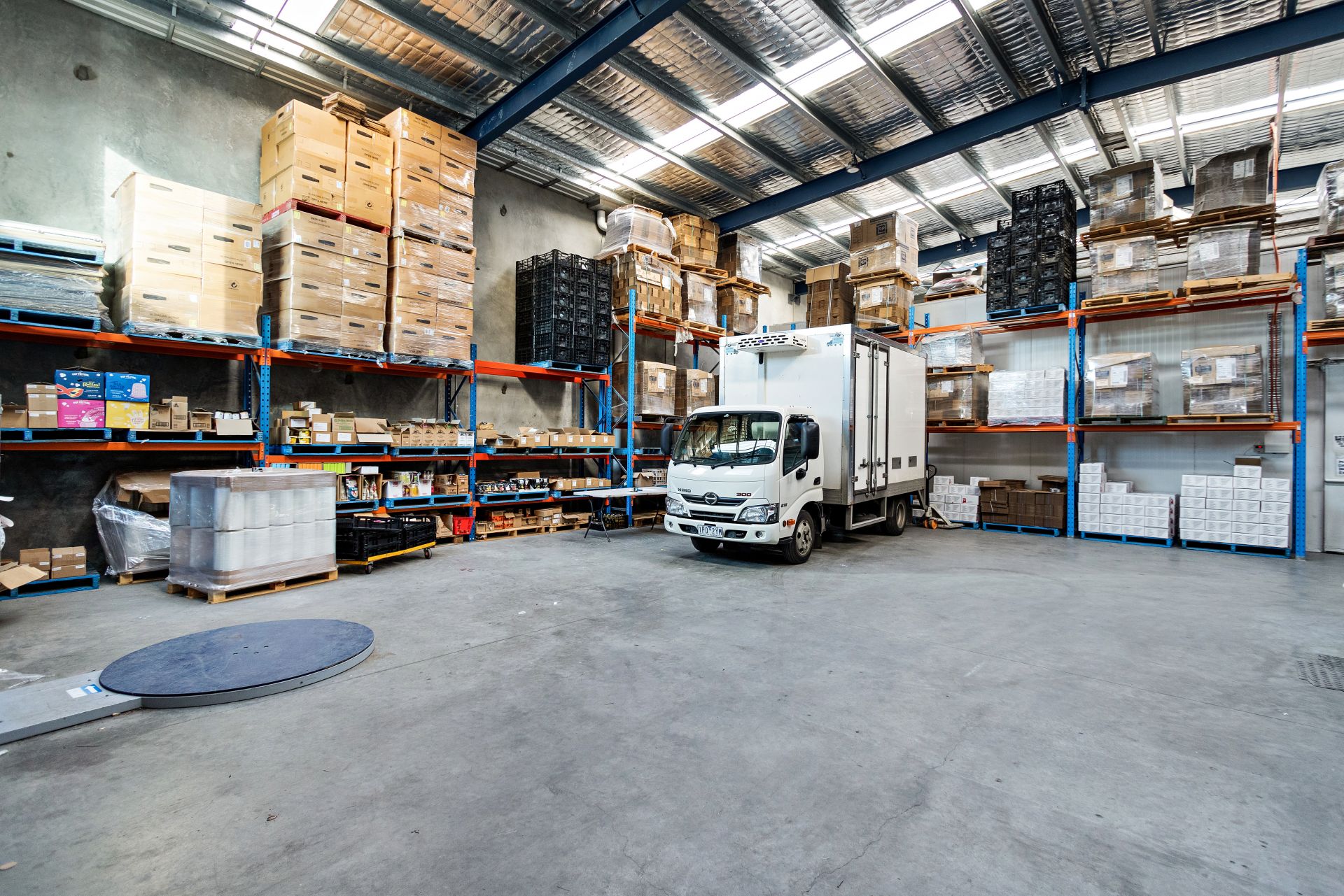 PERFECT OFFICE/WAREHOUSE FOR AN EXPANDING BUSINESS