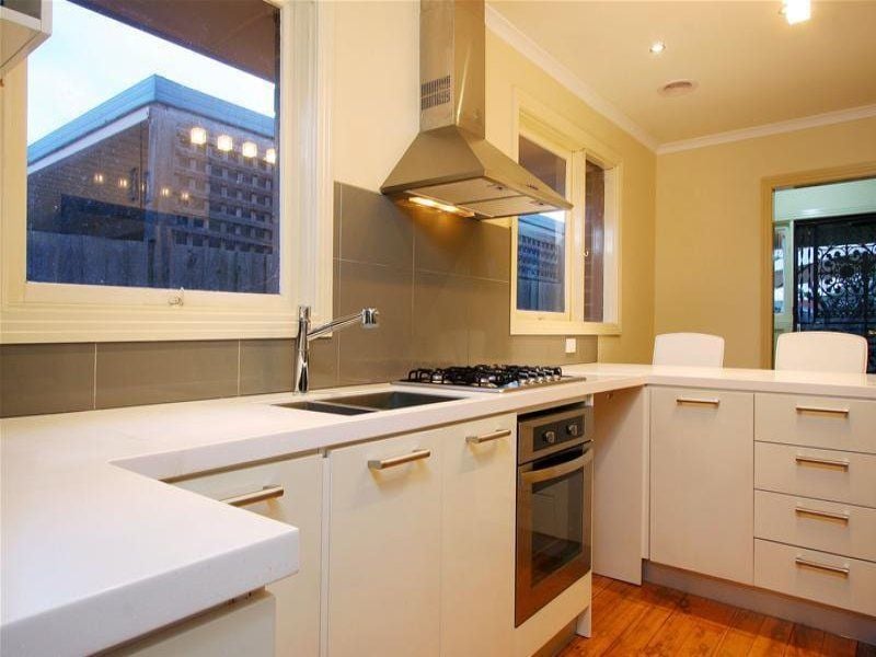 STYLE ALL THE WAY !!! - OPEN FOR INSPECTION SATURDAY 1ST OCT AT 9:00 - 9:15 AM