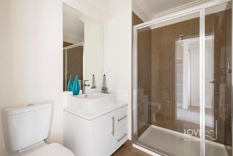 Brilliant 2-Level Abode in a Boutique Complex!!!