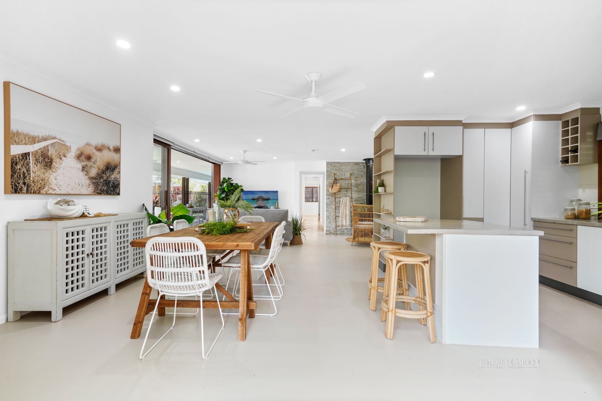 Real Estate For Sale 90 Outlook Drive Tewantin , QLD