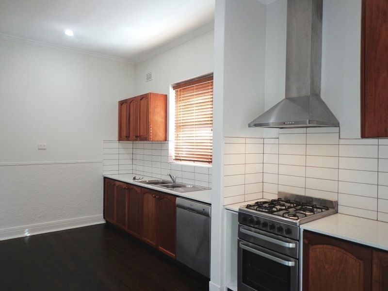 1 Holywood Grove, Carnegie