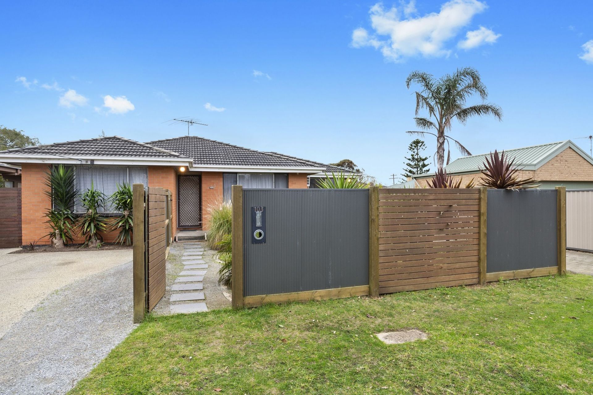 103 Asbury Street East Ocean Grove VIC, Ocean Grove - Thumbnail 2