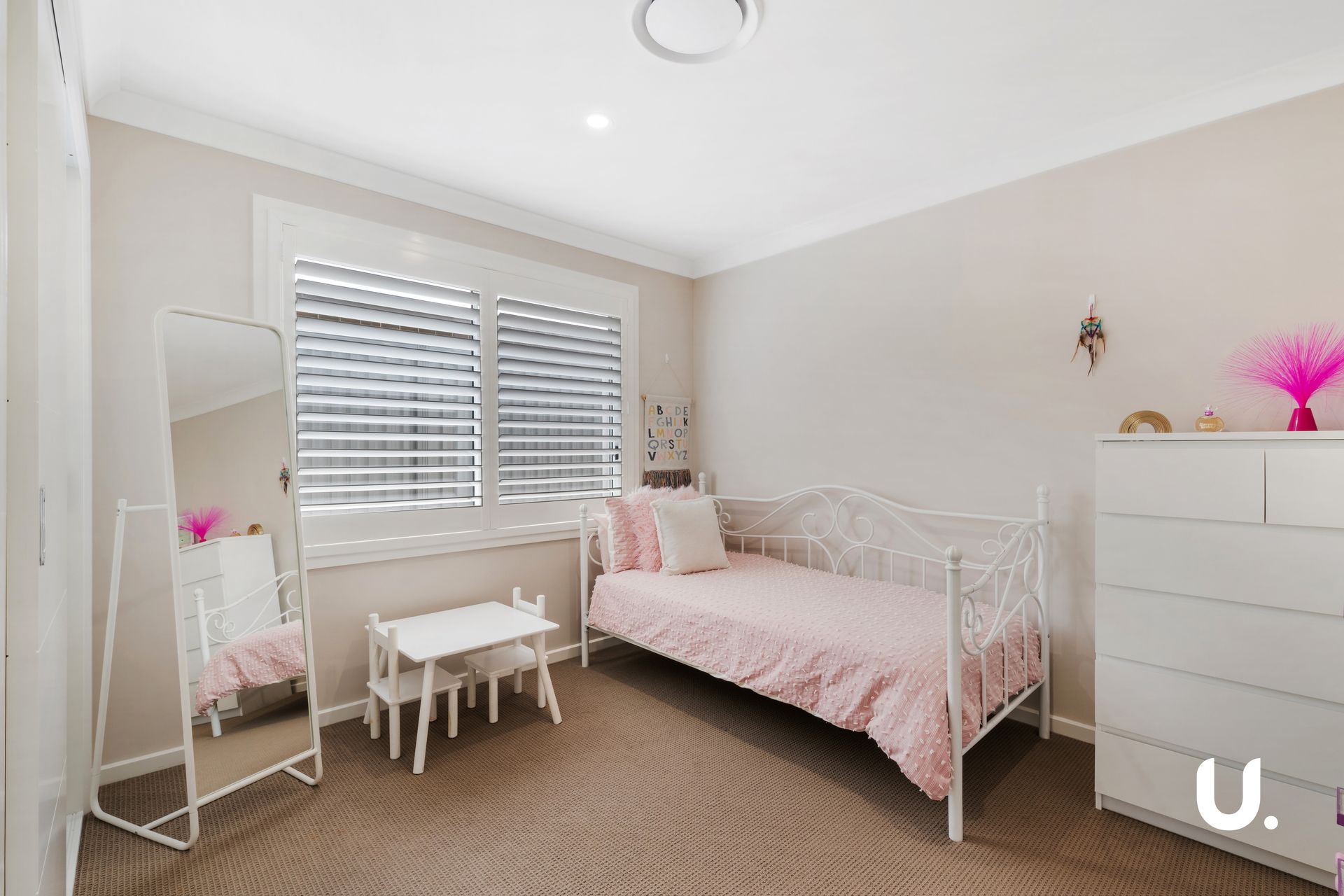 Gregory Hills 23A Tasman Street