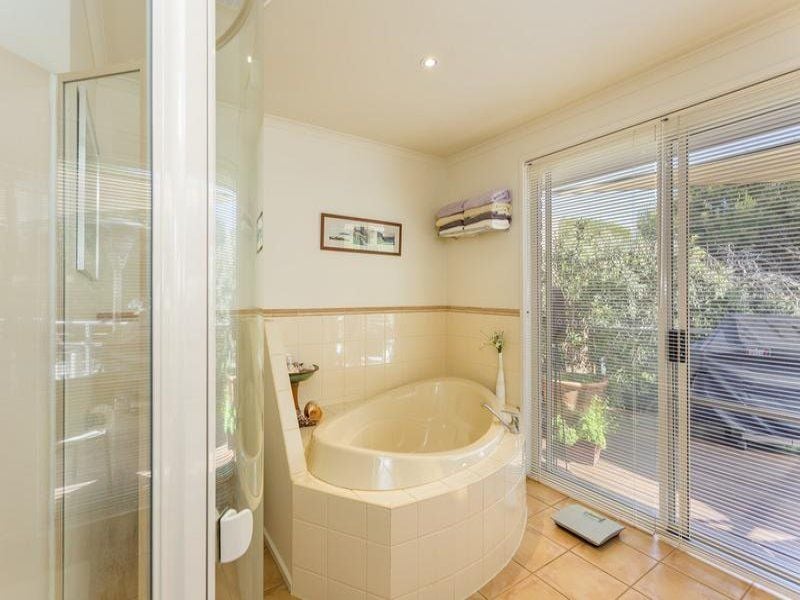 114 Dare Street OCEAN GROVE VIC, Ocean Grove - Thumbnail 8