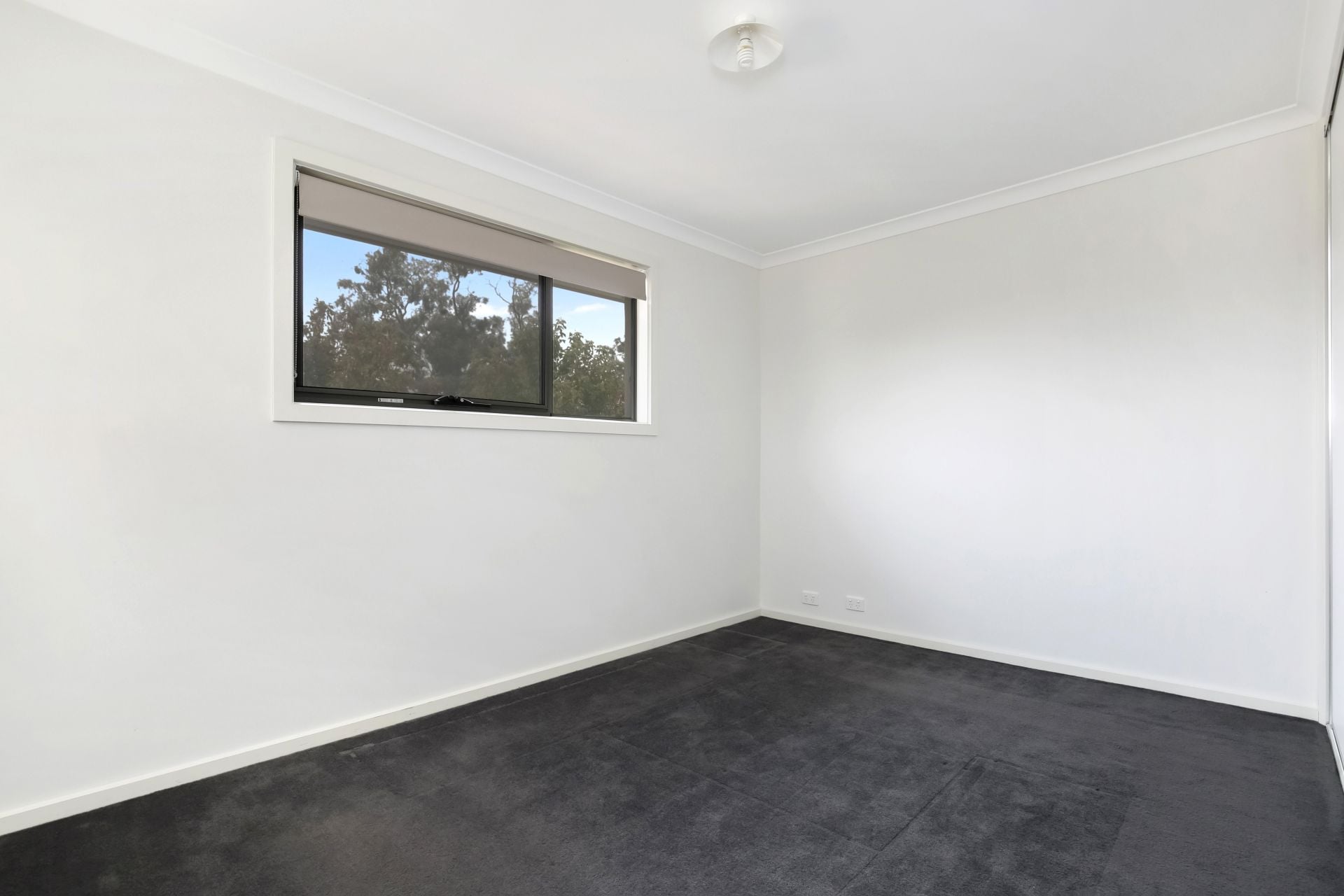 Stylish Three Bedroom Townhouse!