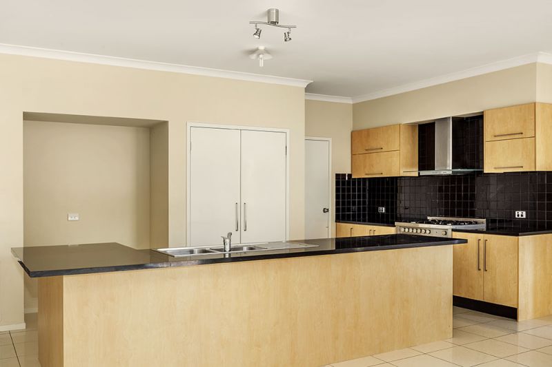 17 Rowell Drive, Mernda - Thumbnail 4