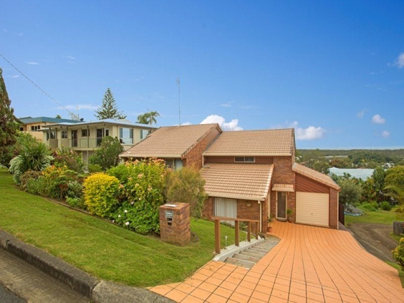 36 Pacific Drive BANORA POINT NSW, Banora Point - Thumbnail 2