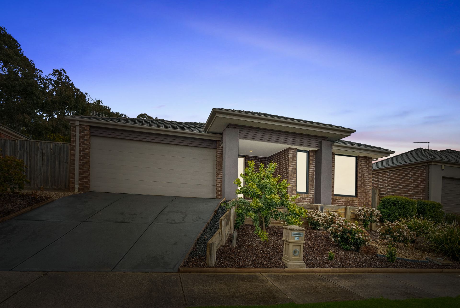 10 Allsop Avenue Mernda, Mernda - Thumbnail 2